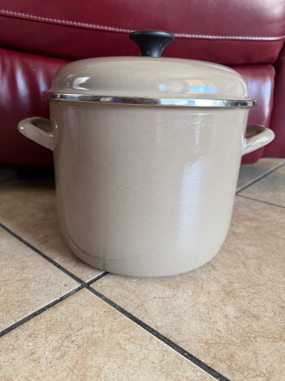 CHEFS ATELIER 9.3 QUART POT with LID ORIGINAL. $140